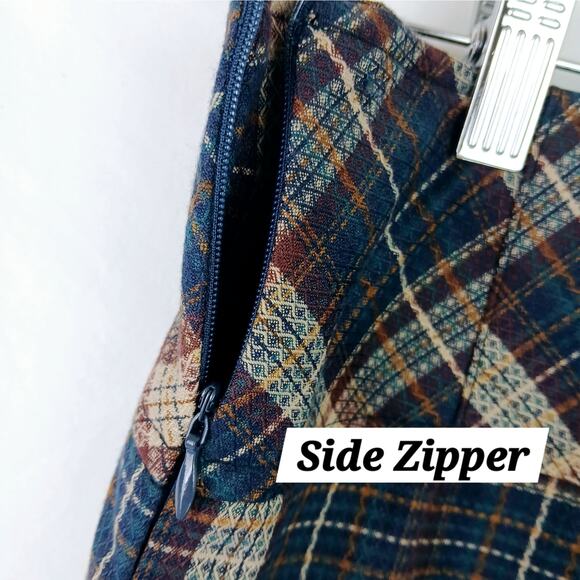 The Korner SZ 2 Bailey Plaid Pants Pockets Side Zip NWT $120 - Picture 4 of 9